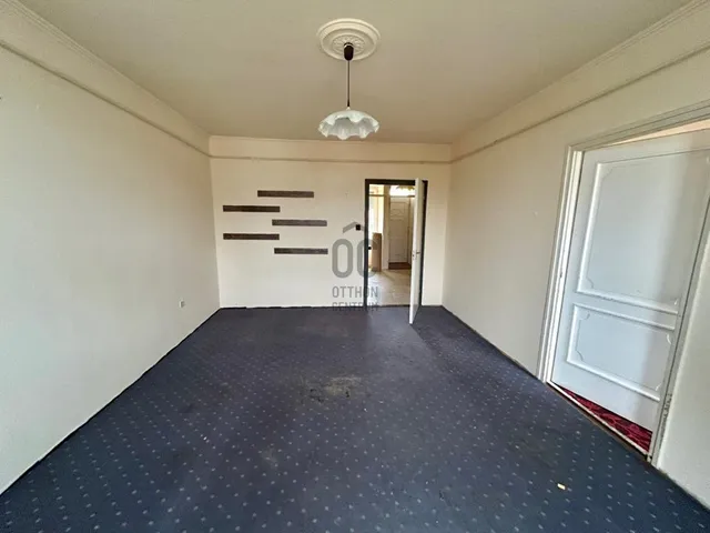 Eladó lakás Cegléd 64 nm