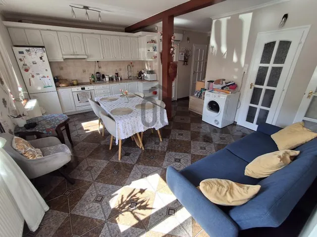 Eladó lakás Cegléd 84 nm