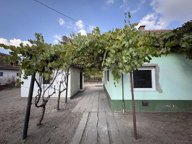 Eladó ház Csemő 69 nm