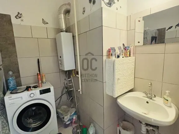 Eladó lakás Cegléd 76 nm