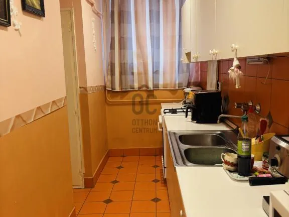 Eladó lakás Cegléd 76 nm