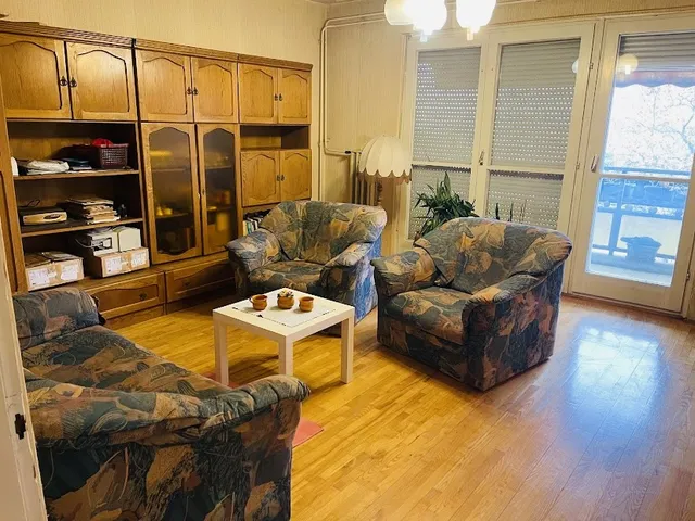 Eladó lakás Szolnok, Belváros 85 nm