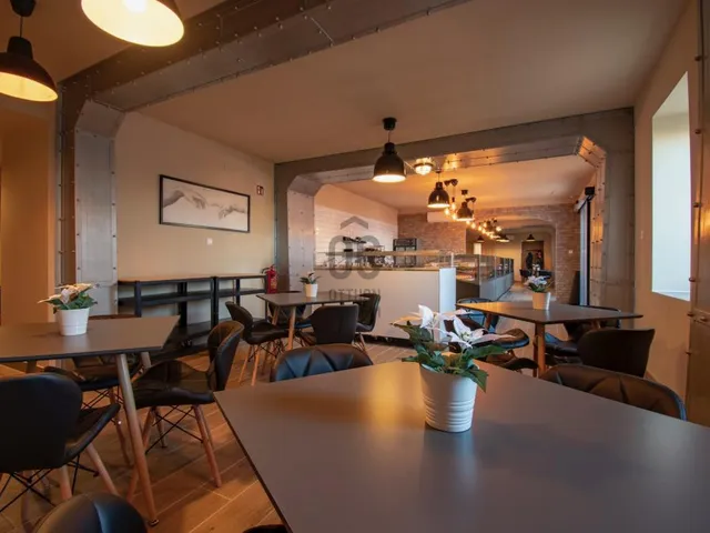 Eladó kereskedelmi és ipari ingatlan Nagykőrös 96 nm