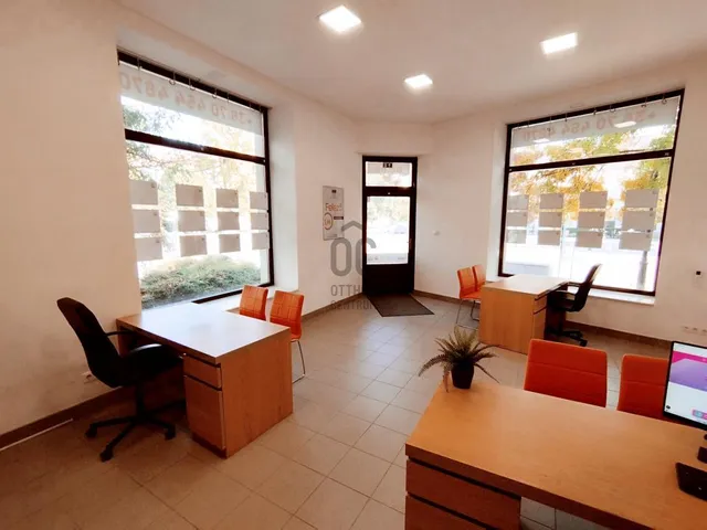 Kiadó kereskedelmi és ipari ingatlan Nagykőrös 56 nm