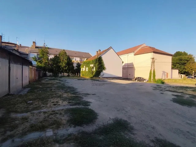 Eladó garázs Nagykőrös 16 nm