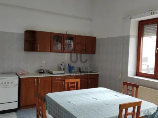 Eladó kereskedelmi és ipari ingatlan Nagykőrös 861 nm