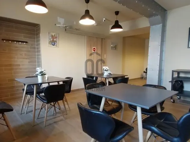 Eladó kereskedelmi és ipari ingatlan Nagykőrös 96 nm