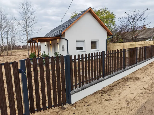 Eladó ház Újszilvás 62 nm