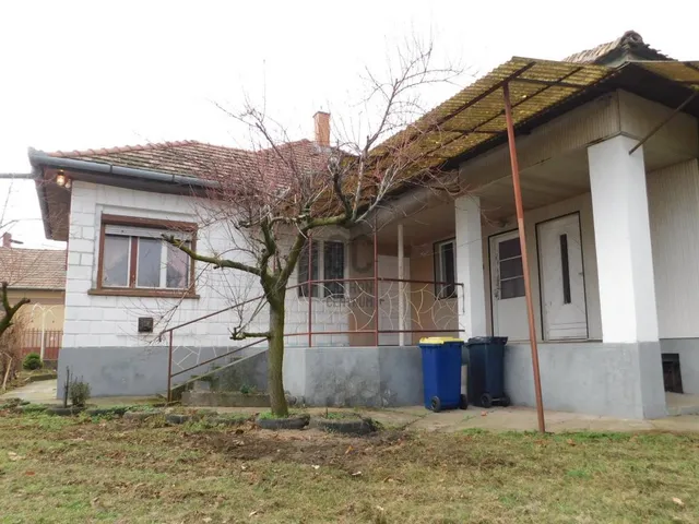 Eladó ház Tápiószentmárton 106 nm