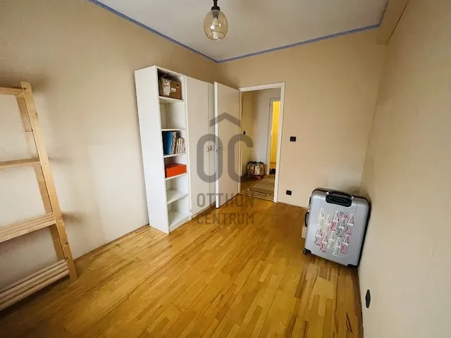 Eladó lakás Szolnok, Belváros 85 nm