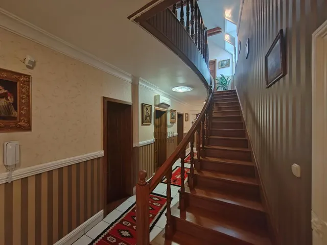 Eladó ház Cegléd 236 nm