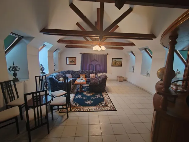 Eladó ház Cegléd 236 nm