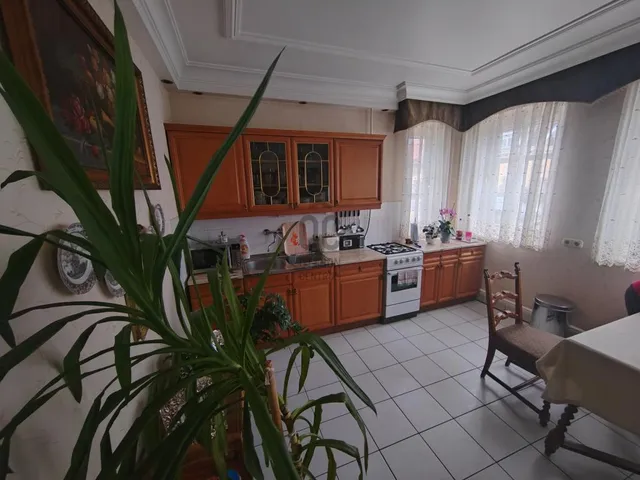 Eladó ház Cegléd 236 nm