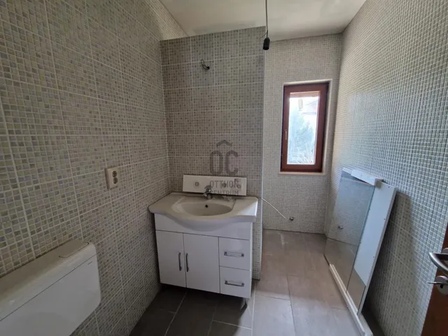 Eladó ház Monor 200 nm