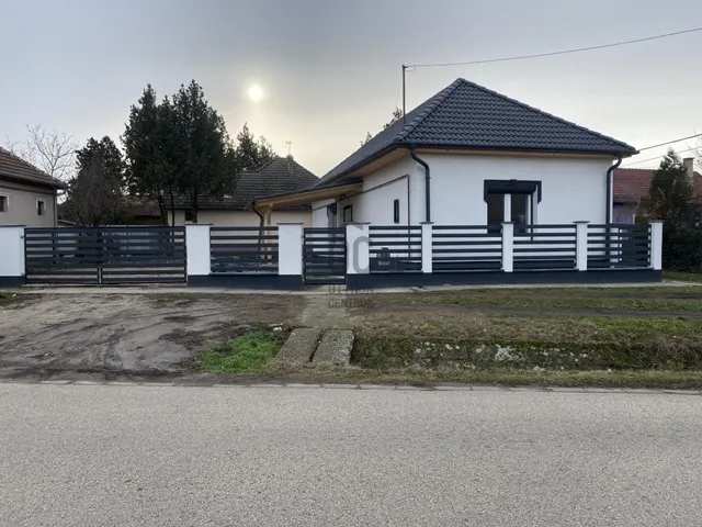 Eladó ház Abony 70 nm