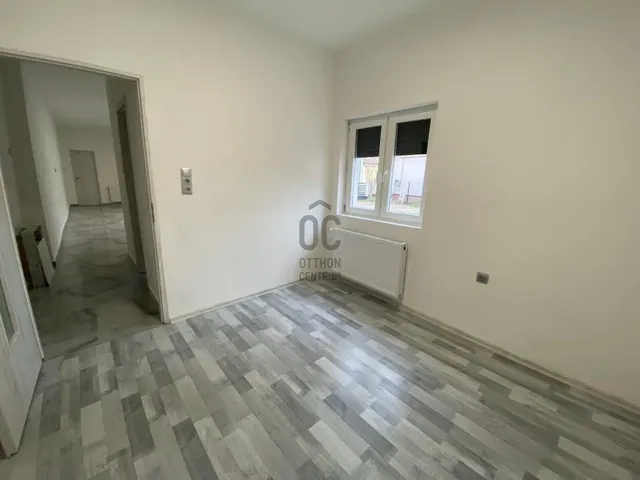 Eladó ház Abony 70 nm