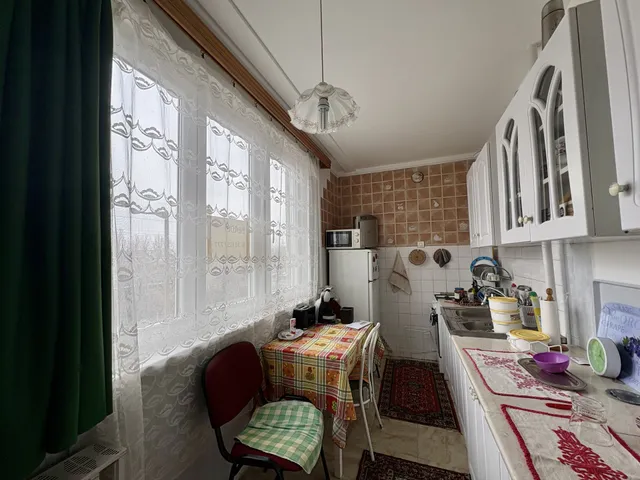 Eladó lakás Cegléd 64 nm