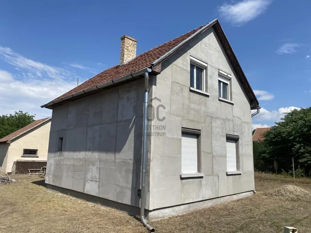 Eladó ház Újszilvás 71 nm