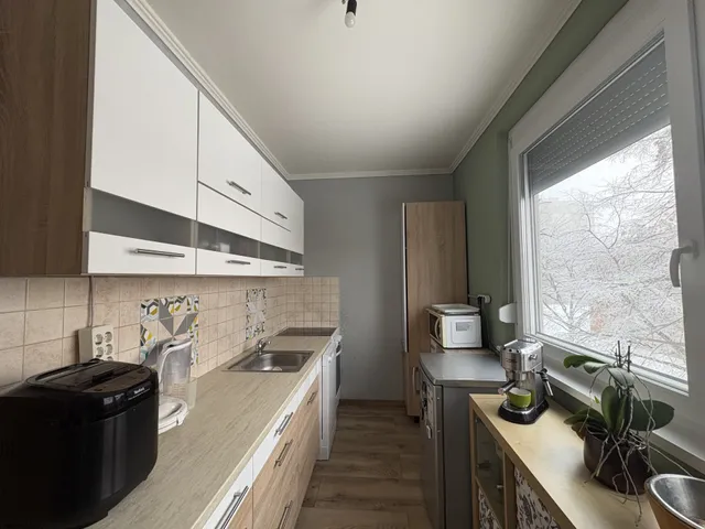 Eladó lakás Cegléd 64 nm