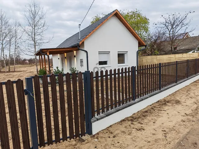 Eladó ház Újszilvás 62 nm