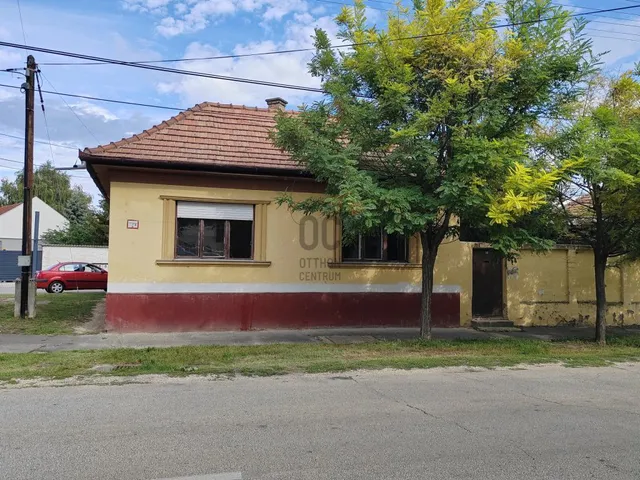 Eladó ház Cegléd 68 nm