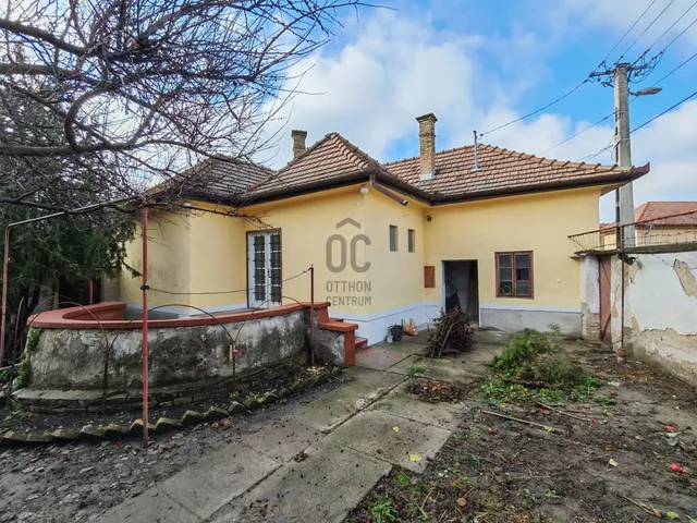 Eladó ház Cegléd 68 nm