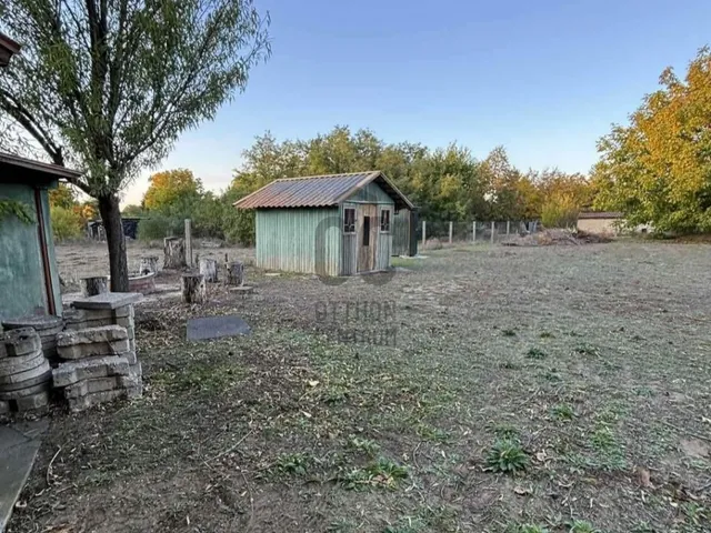 Eladó telek Cegléd 1403 nm