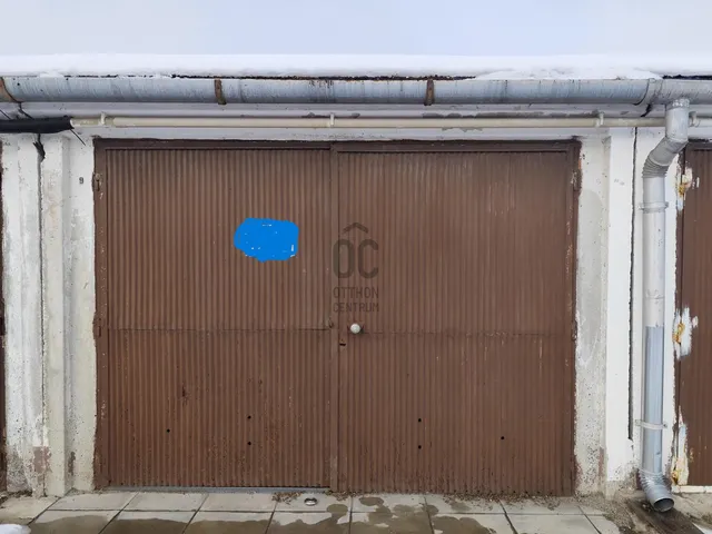 Eladó garázs Cegléd 17 nm
