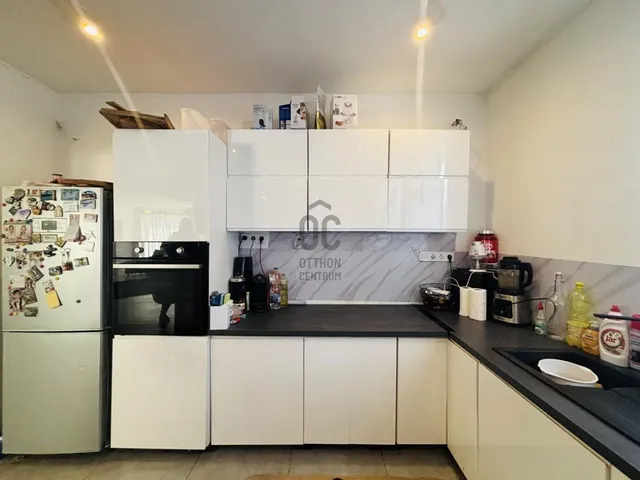 Eladó ház Cegléd 187 nm