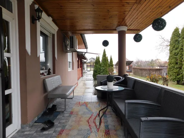 Eladó ház Tápiószele 93 nm