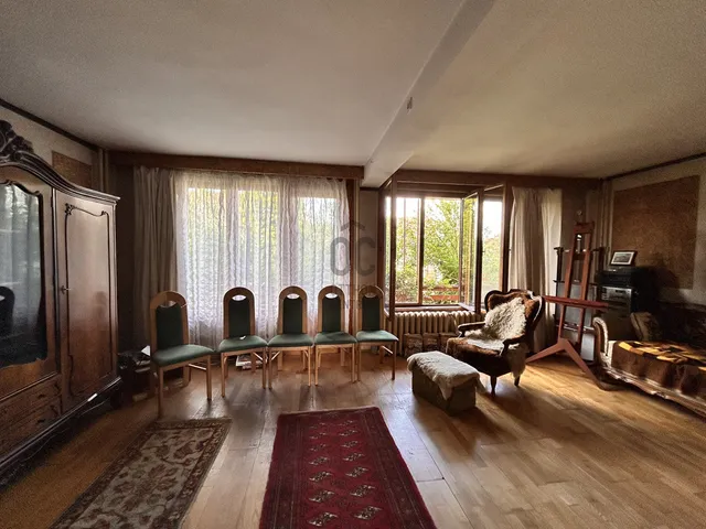 Eladó ház Törtel 150 nm