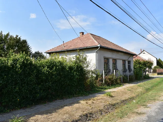 Eladó ház Abony 70 nm