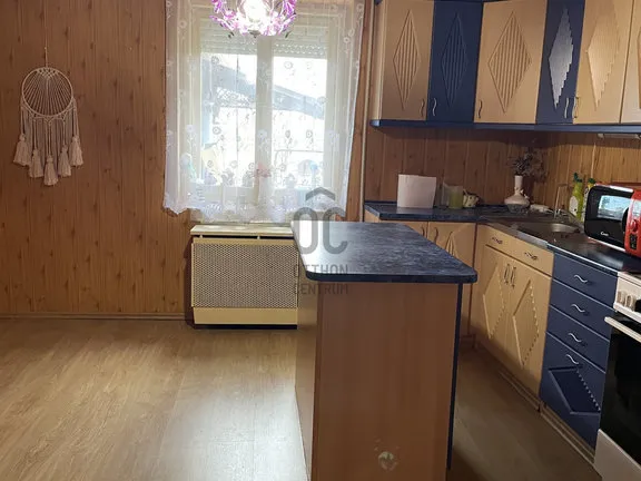 Eladó ház Abony 89 nm