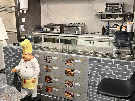 Eladó kereskedelmi és ipari ingatlan Cegléd 24 nm