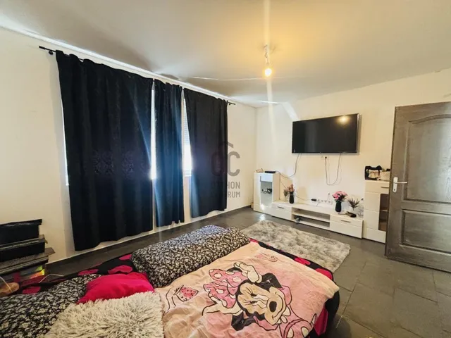 Eladó ház Cegléd 187 nm