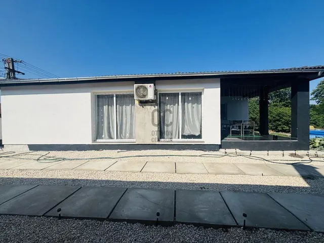 Eladó ház Cegléd 187 nm