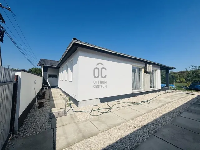 Eladó ház Cegléd 187 nm