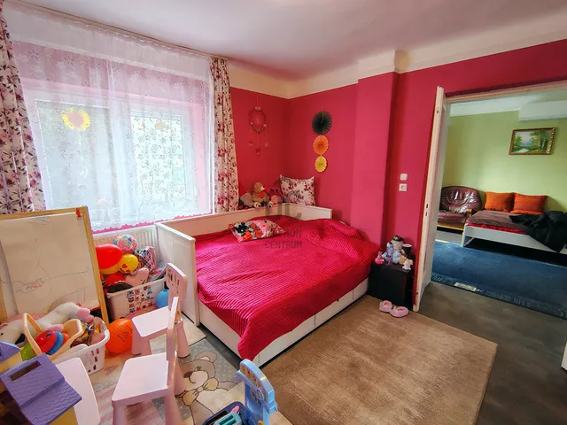 Eladó ház Törtel 66 nm