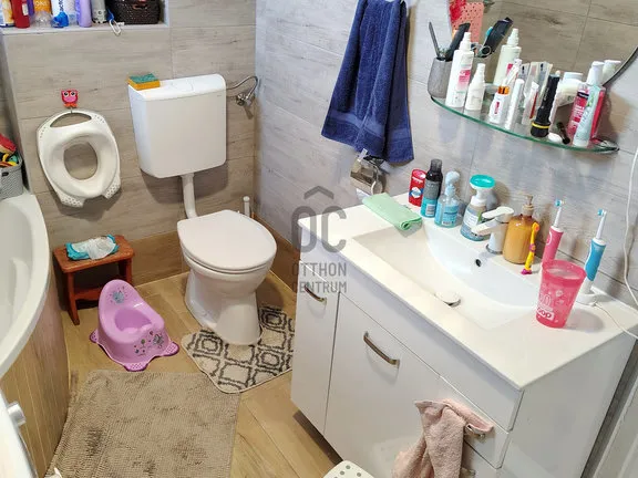 Eladó ház Törtel 66 nm