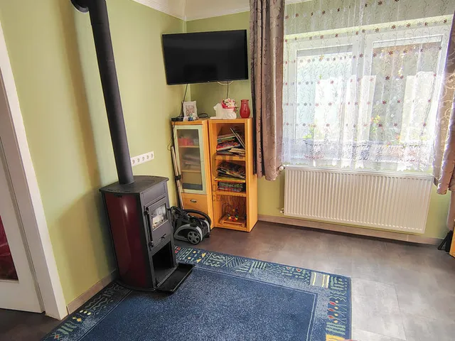 Eladó ház Törtel 66 nm