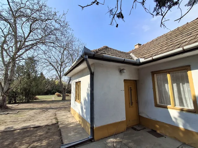 Eladó ház Cegléd 62 nm