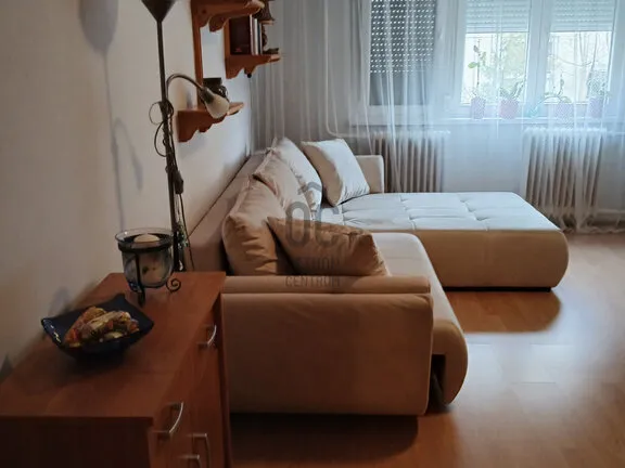 Eladó lakás Cegléd 52 nm