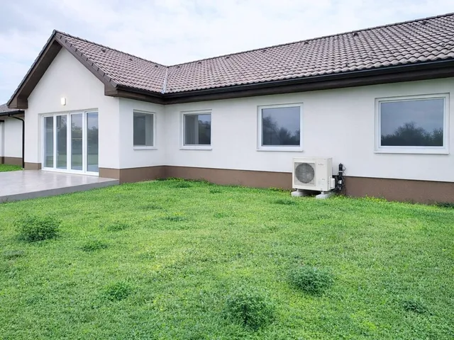 Eladó ház Albertirsa 164 nm