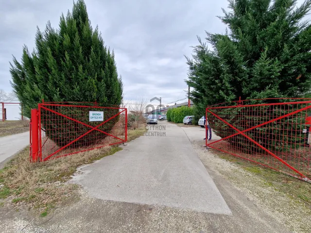 Eladó kereskedelmi és ipari ingatlan Kocsér 1000 nm