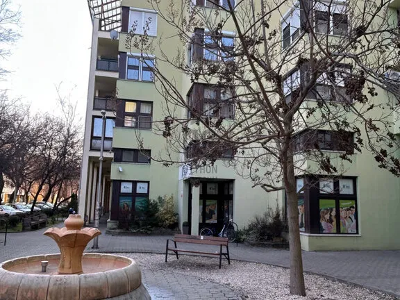 Eladó lakás Cegléd 38 nm