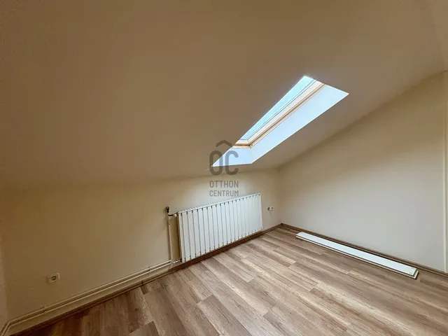 Eladó lakás Cegléd 65 nm