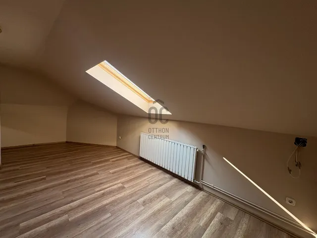 Eladó lakás Cegléd 65 nm