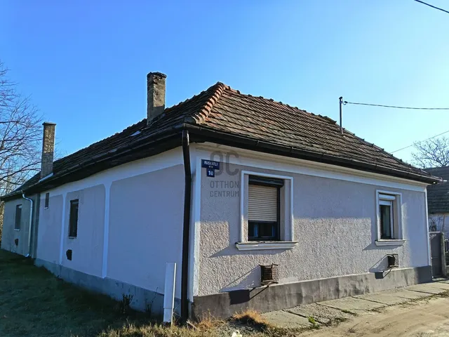 Eladó ház Cegléd 90 nm