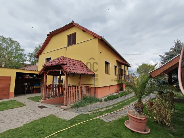 Eladó ház Cegléd 140 nm