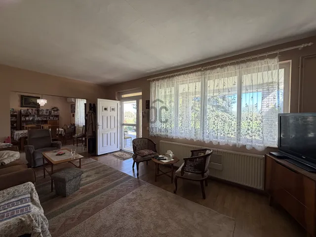 Eladó ház Tápiószele 160 nm
